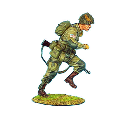 NOR008 US 101st AIRBOURNE PARATROOPER RUNNING WITH M1 GARAND