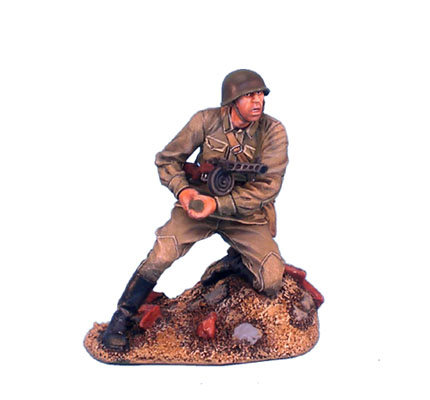 RUSSTAL004 RUSSIAN INFANTRY KNEELING WITH GRENADE AND PPSH41