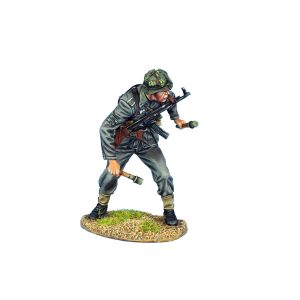 NOR078 German Heer Infantry with Grenades and StG44