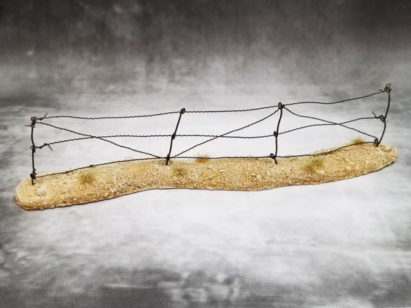 ACC003D BARBED WIRE SECTION (DESERT)